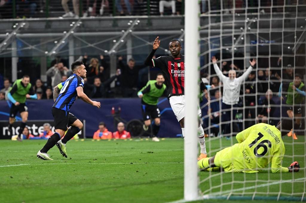 罗马诺：经过长时间讨论，格拉斯纳决定不和水晶宫续约（罗马诺：多轮商谈后，格拉斯纳决定不与水晶宫续约）