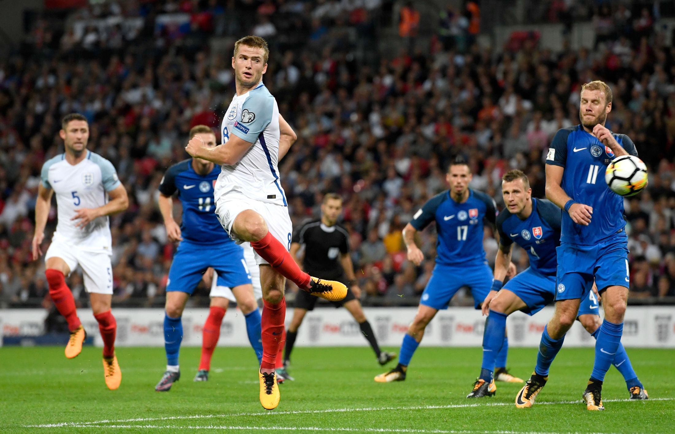 尼克斯vs魔术首发：班凯罗PK布伦森，唐斯缺席